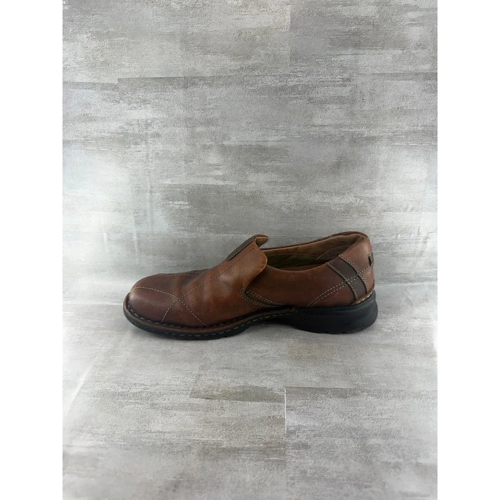 Clarks men slip